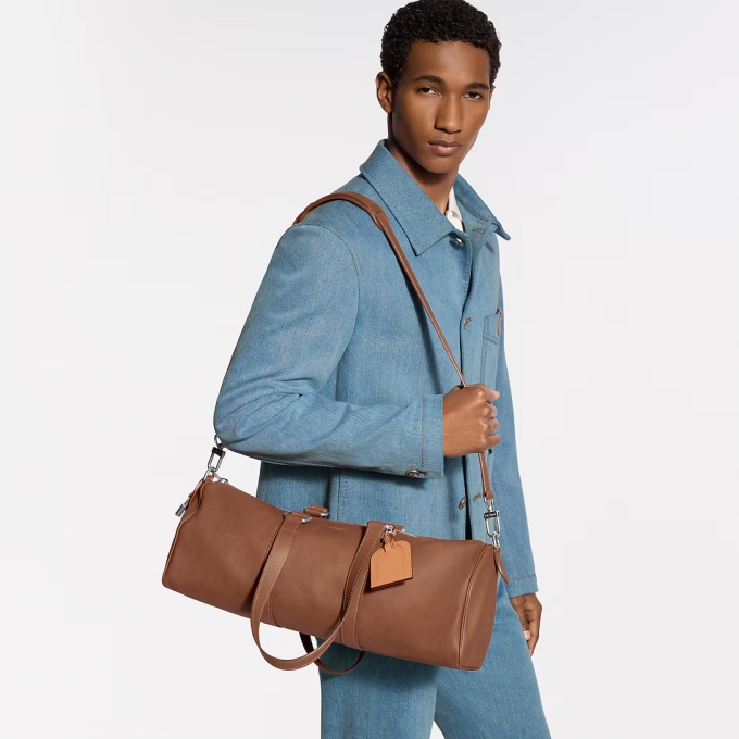 lv louis vuitton needle bag #m28000